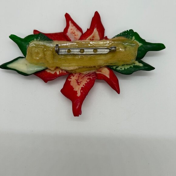 Vintage Poinsettia Brooches 1940s WWII Era Acrylic 4 Pins and Earrings Floral - Picture 8 of 16